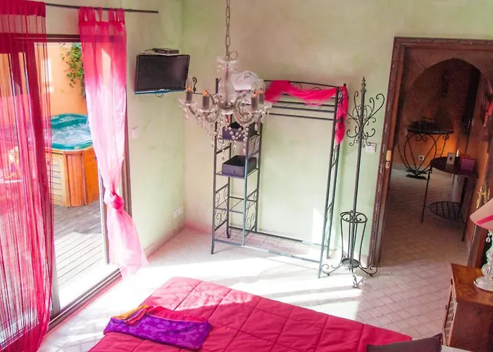 Riads By Nateve - Couples Only 2* アグド